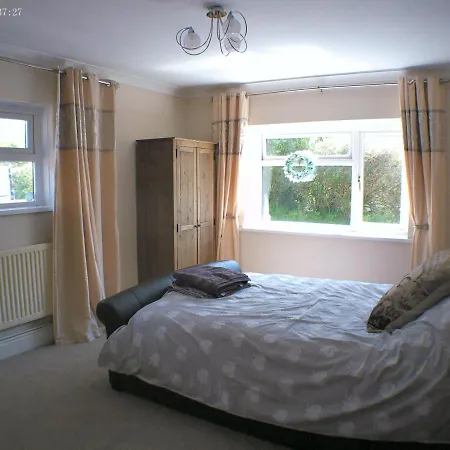 1 Bedroom Annex In The Heart Of Amman Valley Betws  Exterior photo